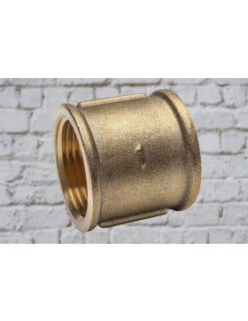 Messing Muffe 1 1/4" IG
