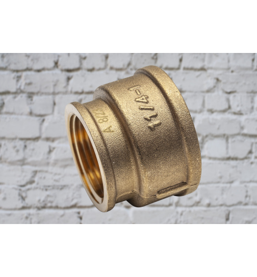 Messing Reduziermuffe 3/4" x 1/2" IG